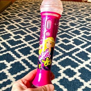 Girl pink rocks Mike with 2 settings. Great for sleep over karaoke 🎤
